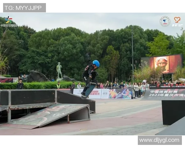 重庆滑板队状态引发热议球迷与专家各执己见的背后故事